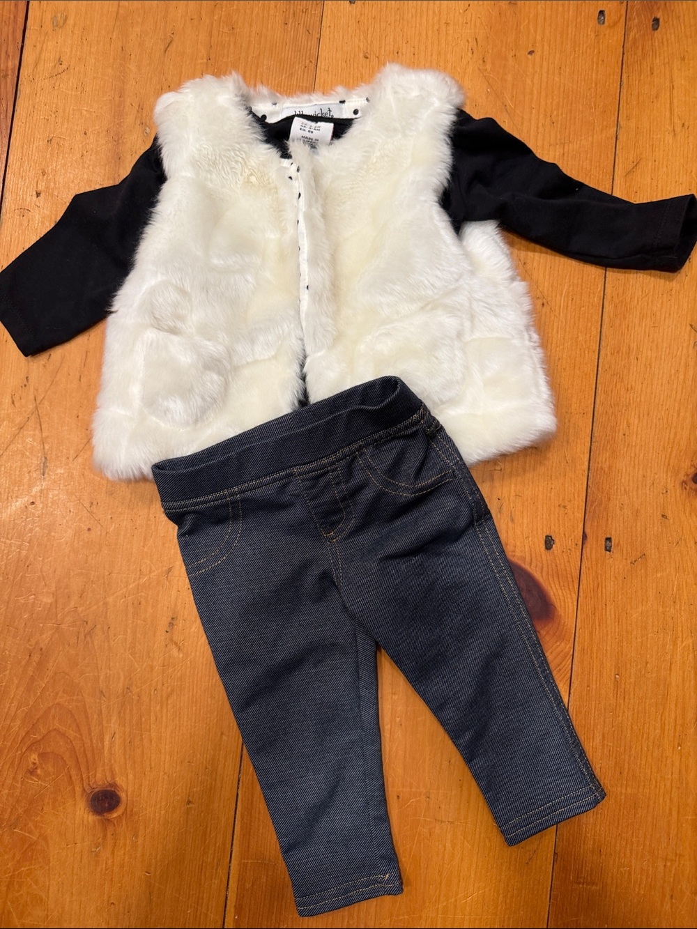Lilly Wicket 3-piece infant baby set Faux Fur Vest Black Top Denim Leggings